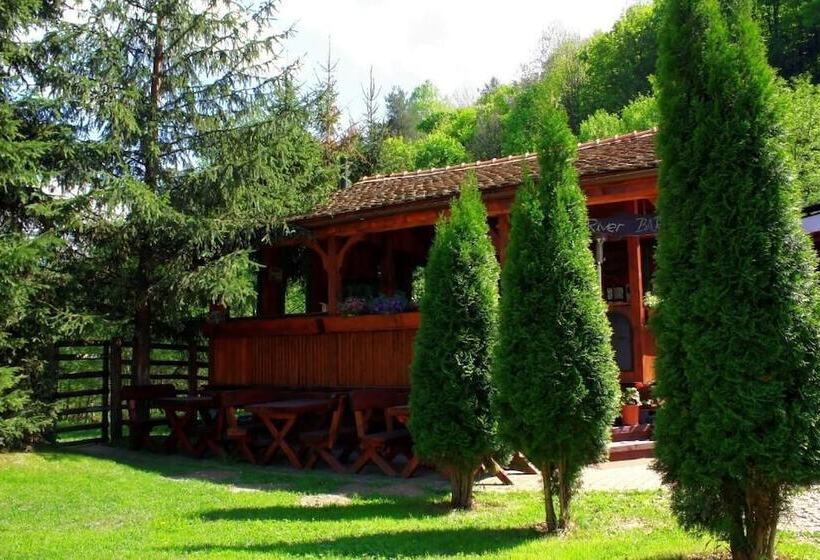 فندق Pensiunea Mai