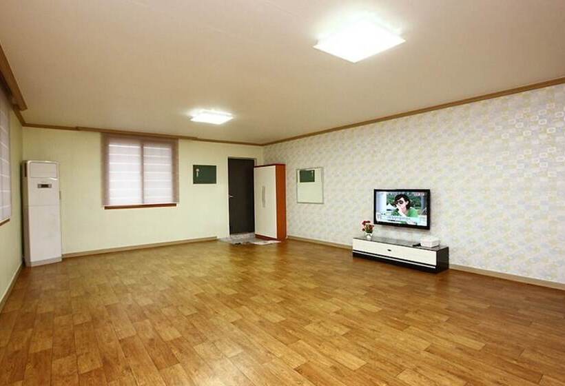 Hotel Pocheon Yeohaeng Sketch Pension