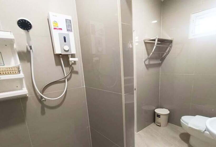 בית מלון כפרי P.t. Grand