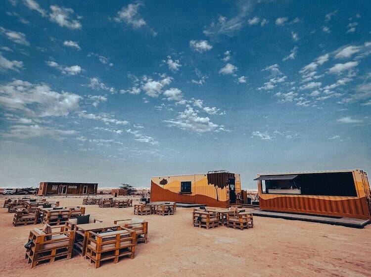 هتل Pura Eco Retreat Jebel Hafit Desert Park