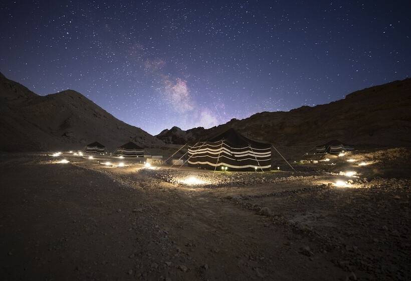 هتل Pura Eco Retreat Jebel Hafit Desert Park