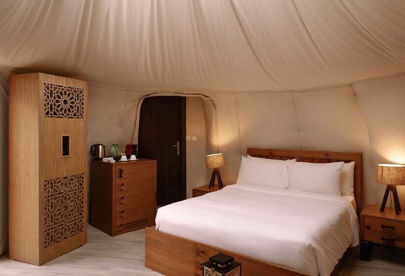هتل Pura Eco Retreat Jebel Hafit Desert Park
