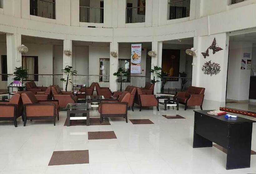 호텔 Purple Beds By Vits Daman