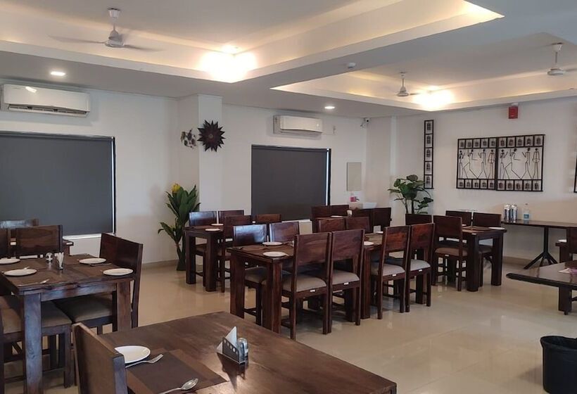 호텔 Purple Beds By Vits Daman