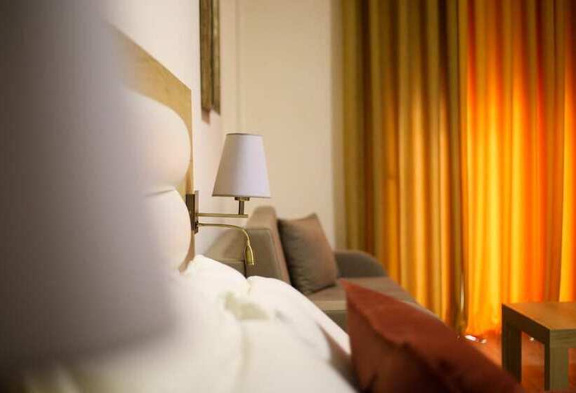 בית מלון כפרי Rolex