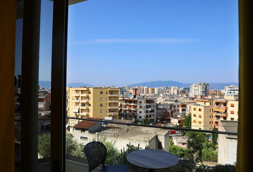 בית מלון כפרי Rolex