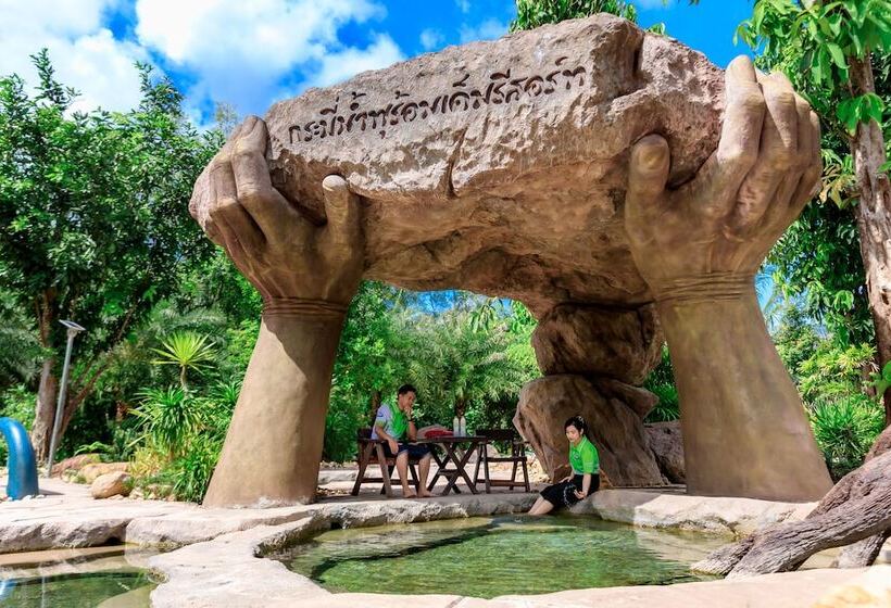 酒店 Saline Hot Spring Resort