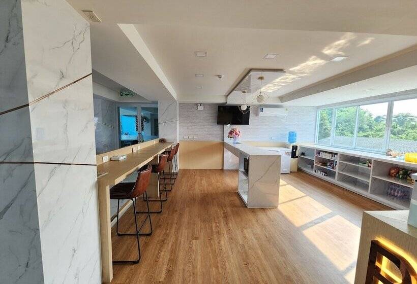 فندق Sananwan Hometel