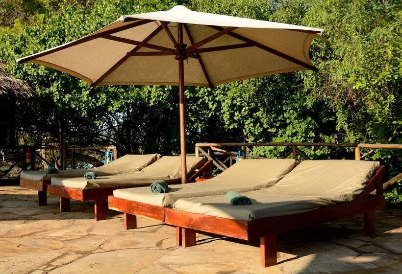 בית מלון כפרי Selous Kulinda Camp