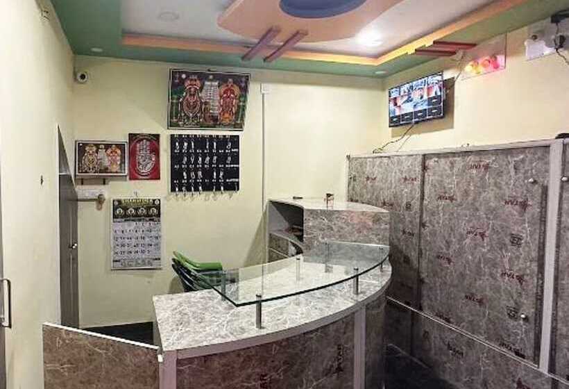 בית מלון כפרי Sharma Residencytiruvannamalai Royalstay