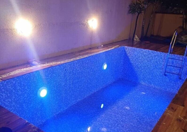 Отель Steppe House By Sharma Realty