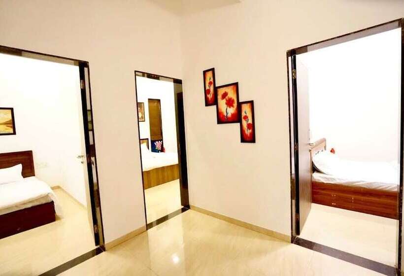 酒店 Steppe House By Sharma Realty