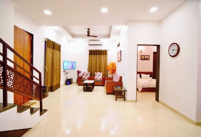 Отель Steppe House By Sharma Realty