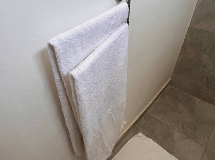 فندق Nungwi Beach Front