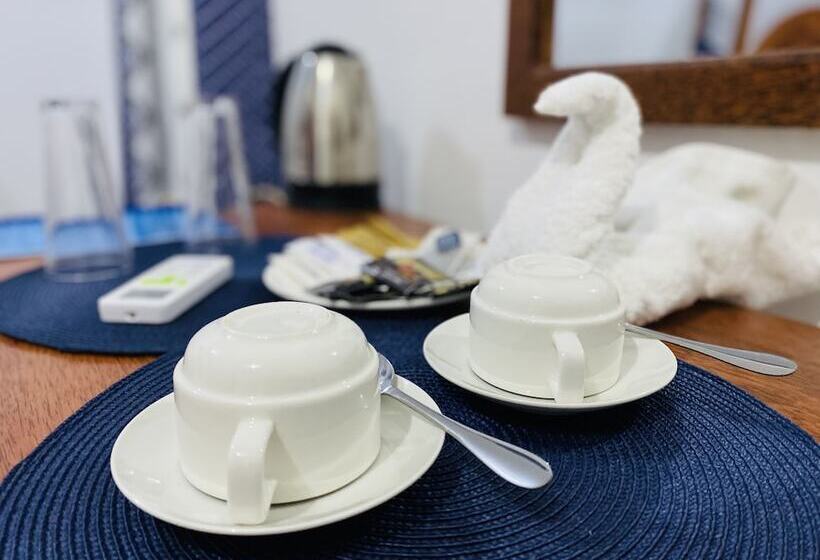 فندق Nungwi Beach Front