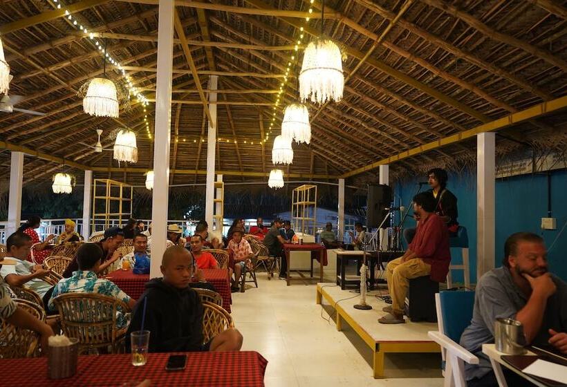 فندق Casanova By The Sea
