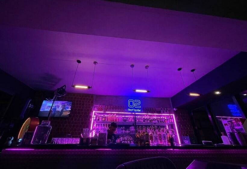 هتل The Residences