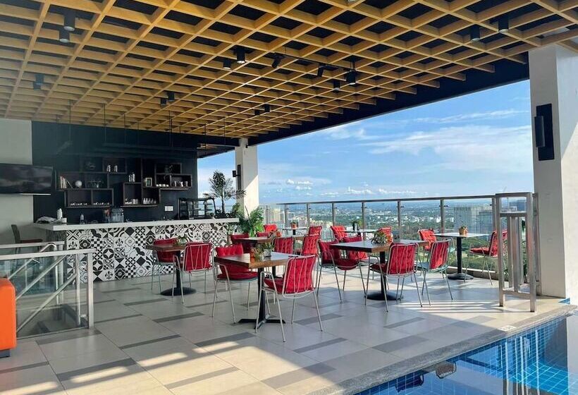 هتل The Residences