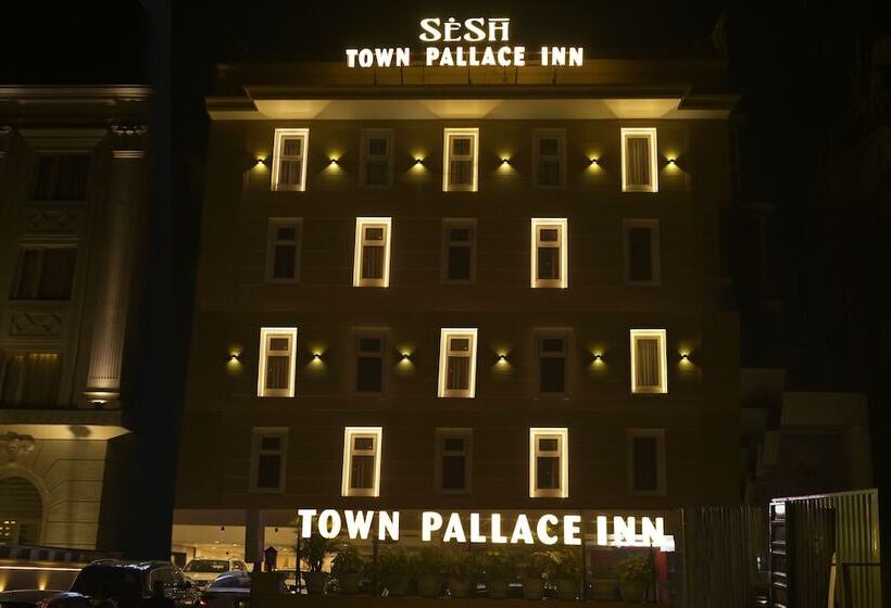 Отель Town Pallace Inn