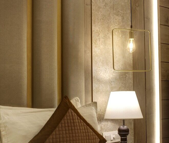 Отель Town Pallace Inn