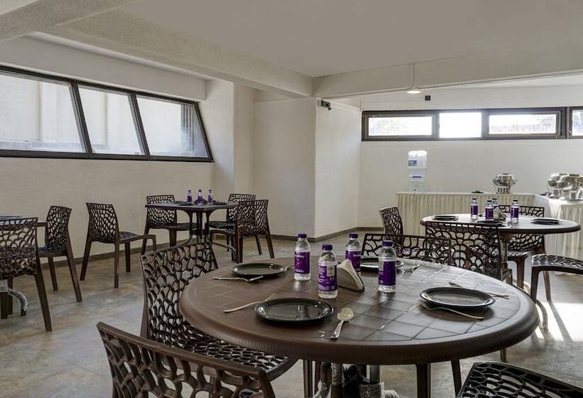 Fabhotel Atithi Regency