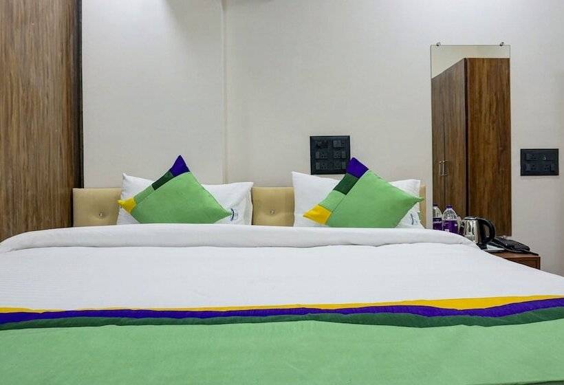 Fabhotel Atithi Regency