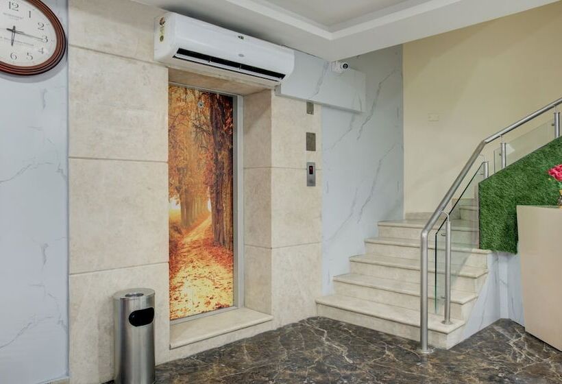 호텔 Treebo Golden Inn, 700 Mtrs From Promenade Beach