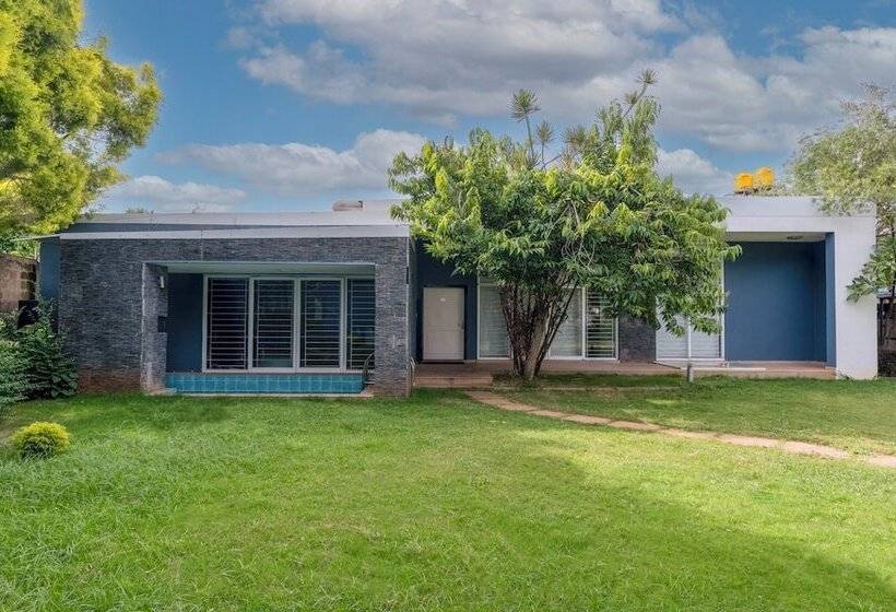 ホテル Treebo Midvalley Residence