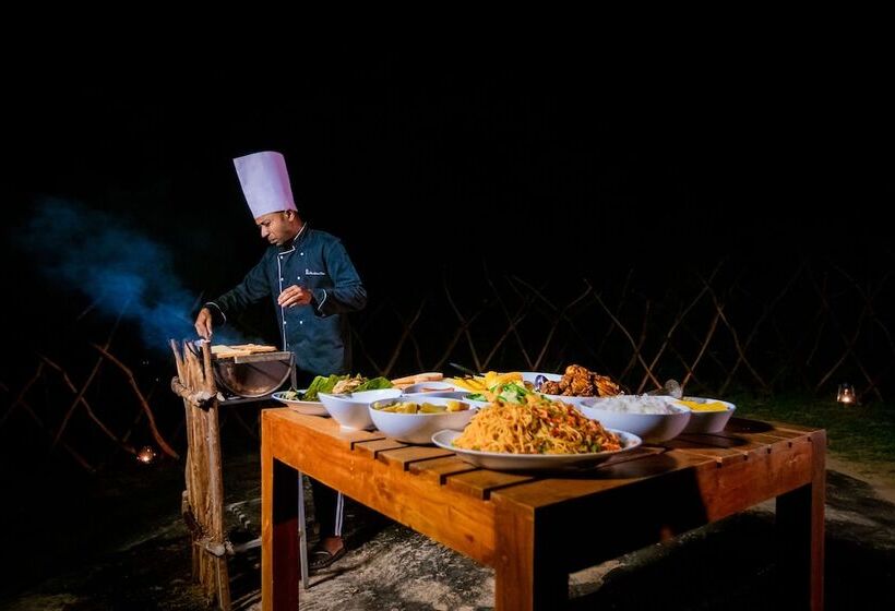 Отель Tribe Yala  Luxury Camping