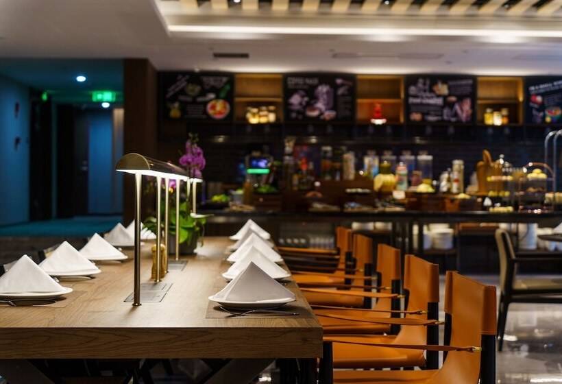 هتل Urcove By Hyatt Shenzhen Futian Cbd