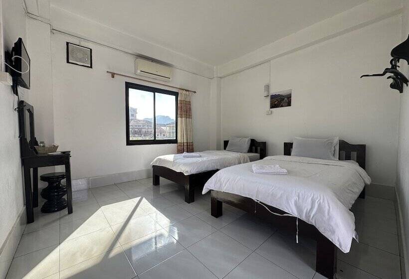 酒店 Oudomsin Vangvieng