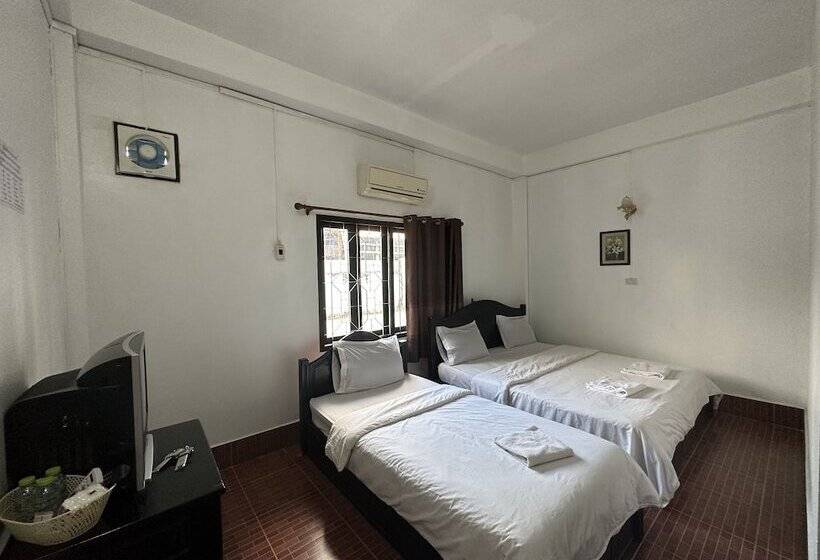 酒店 Oudomsin Vangvieng