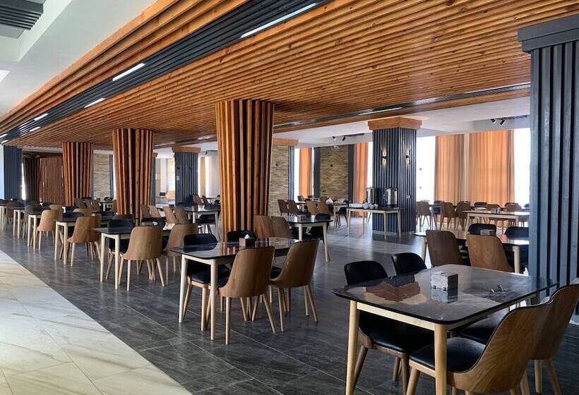 هتل Vzmorie Resort