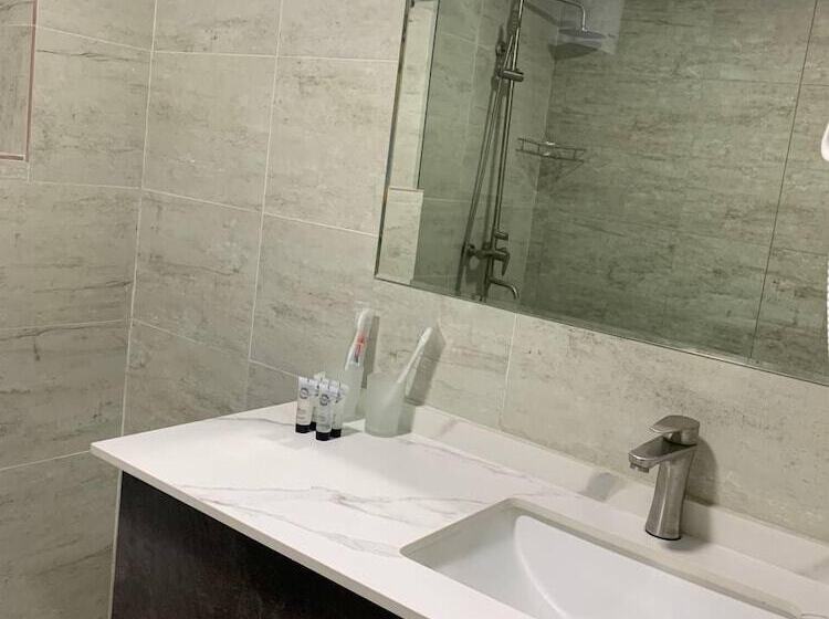 هتل Vzmorie Resort