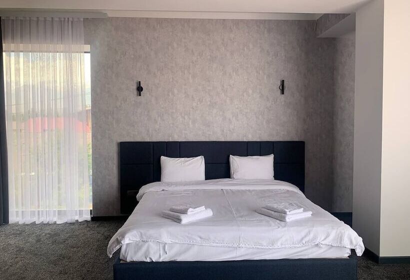 هتل Vzmorie Resort