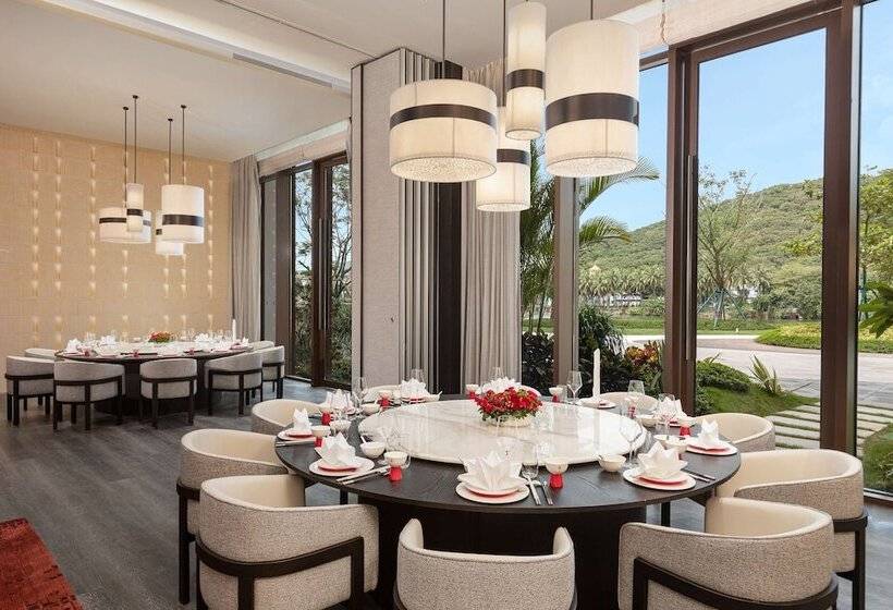 Hualuxe Hotels And Resorts Sanya Yalong Bay Resort, An Ihg
