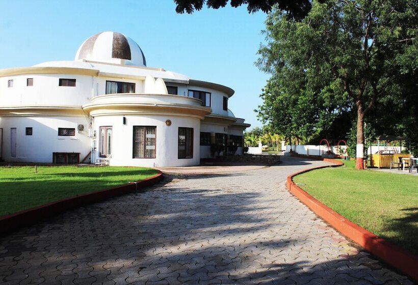 Lotus Resort