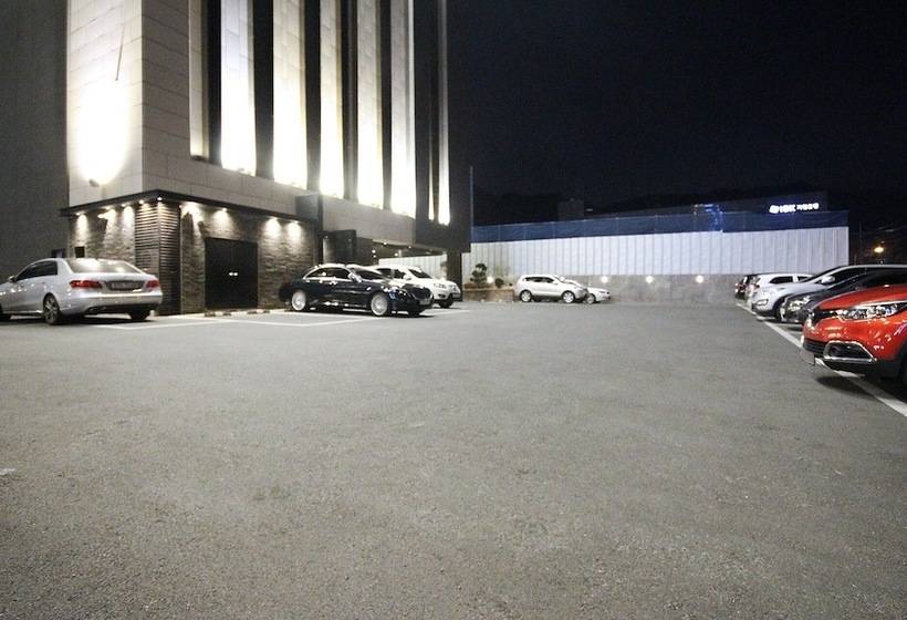 فندق على الطريق Busan Jeonggwan Raum