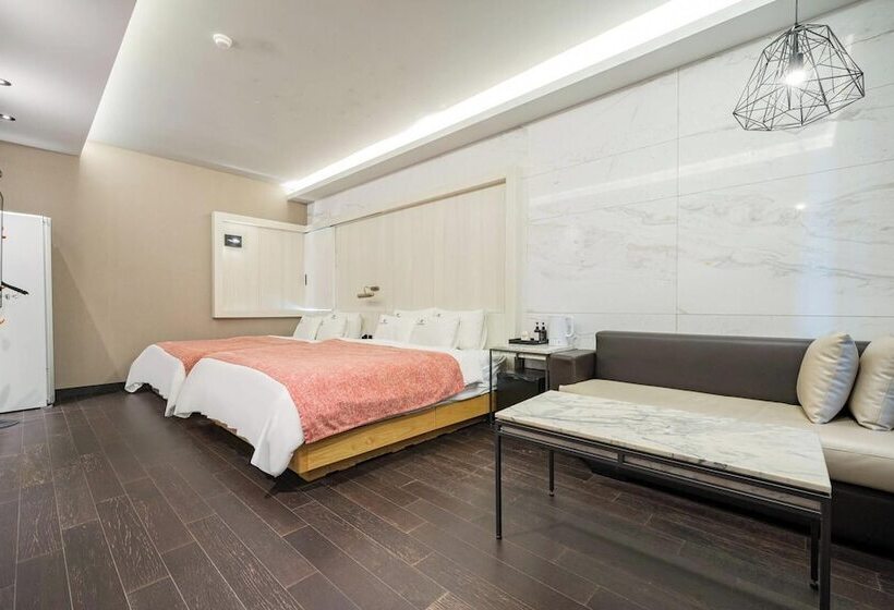 فندق على الطريق Busan Jeonggwan Raum