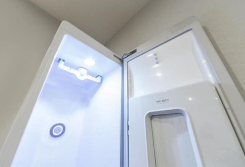 فندق على الطريق Changwon Myeongseodong Hotel Laon