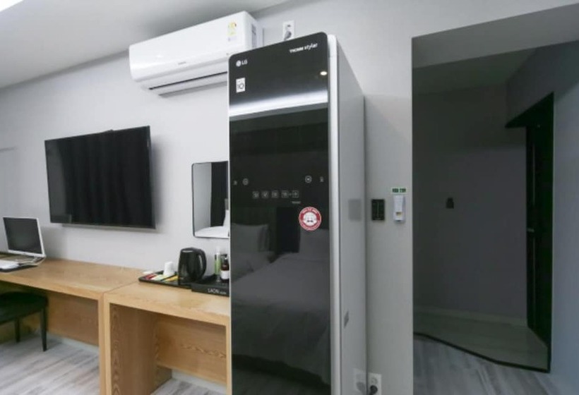 فندق على الطريق Changwon Myeongseodong Hotel Laon