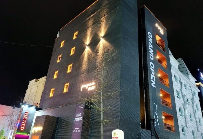 모텔 Cheongju Hotel Persona