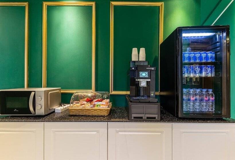 מוטל Cheongju Yongam Sloth