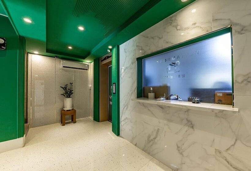 מוטל Cheongju Yongam Sloth