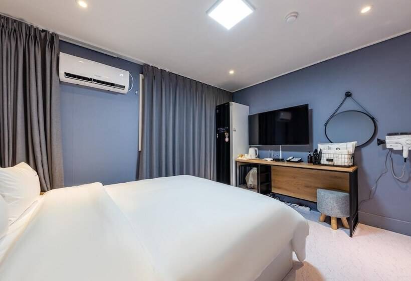 מוטל Cheongju Yongam Sloth