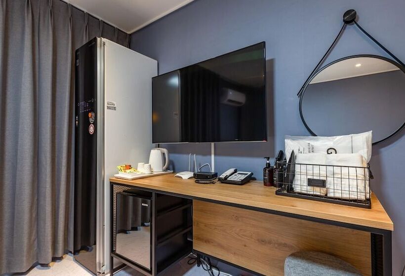 מוטל Cheongju Yongam Sloth