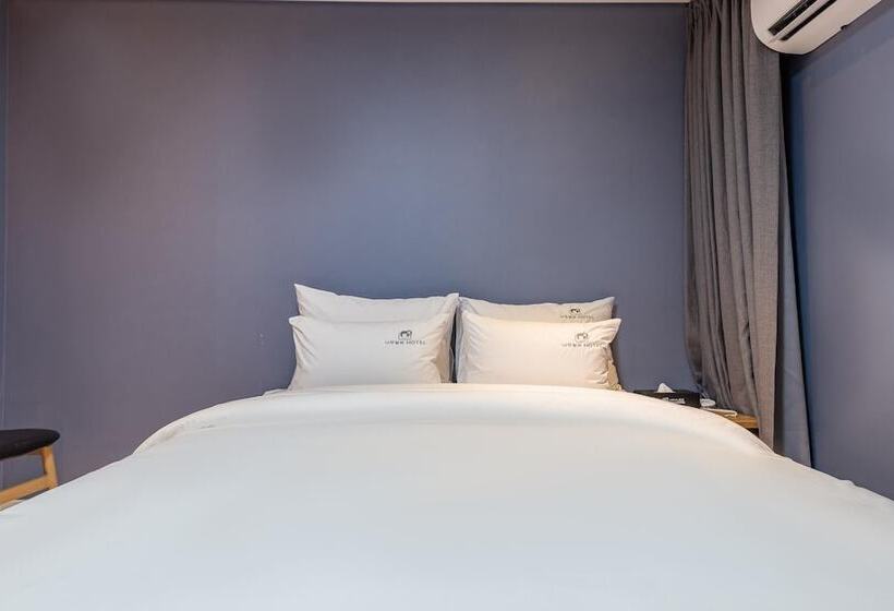 מוטל Cheongju Yongam Sloth