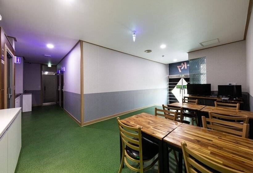 汽车旅馆  Daejeon Yuseong K7 Pctel