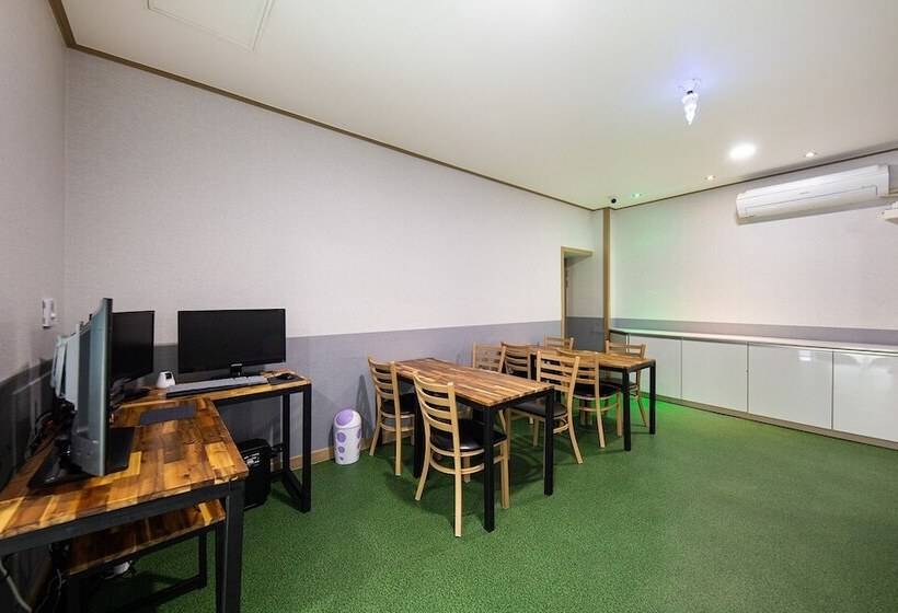 汽车旅馆  Daejeon Yuseong K7 Pctel