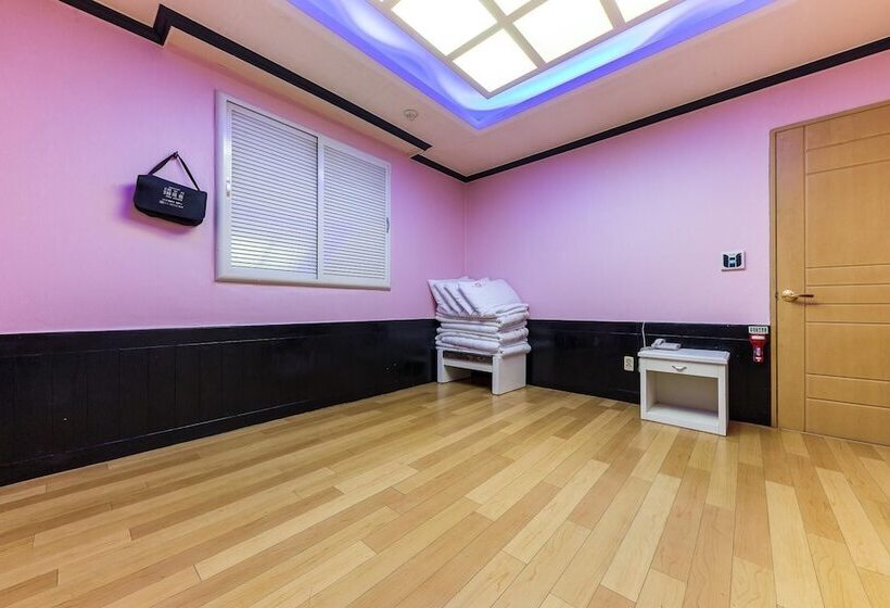 Мотель Daejeon Yuseong New Cupid